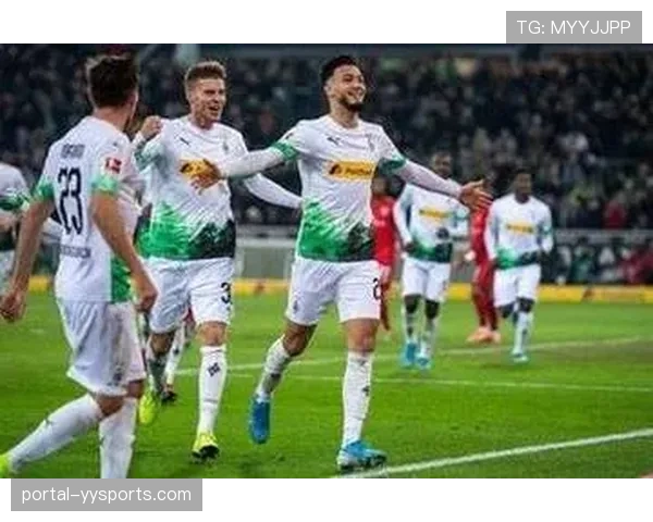 门兴格拉德巴赫3-1战胜科隆，主场赢得莱茵德比