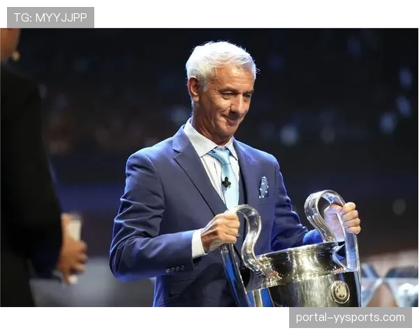 维尼修斯在国家德比后主动联系阿劳霍，送上支持与鼓励